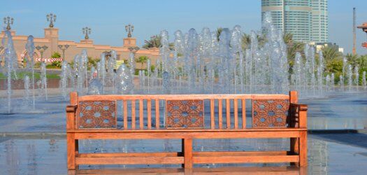 Emirates Palace esterno: i giochi d'acqua delle fontane